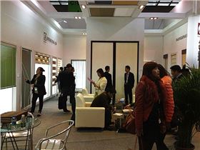 金鳳凰窗簾品種多樣，是不錯(cuò)的選擇！